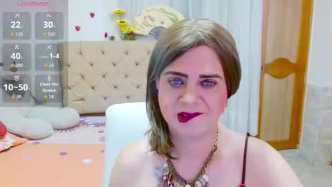 ilona online show from October 19, 2025, 5:19 am