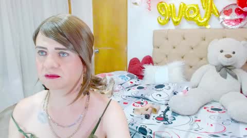 ilona online show from February 28, 2026, 5:08 am