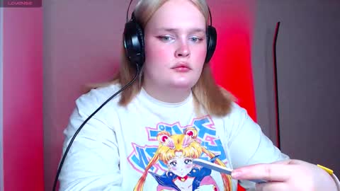 Snapshot of dolled_up_cvnt chatting on October 28, 2025, 8:11 pm Miss Rose online show from October 28, 2025, 8:11 pm