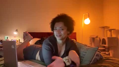 dollpart_ online show from January 6, 2026, 2:37 am