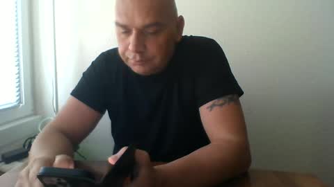 Snapshot of dollpetal chatting on July 1, 2026, 5:09 am dollpetal online show from July 1, 2026, 5:09 am