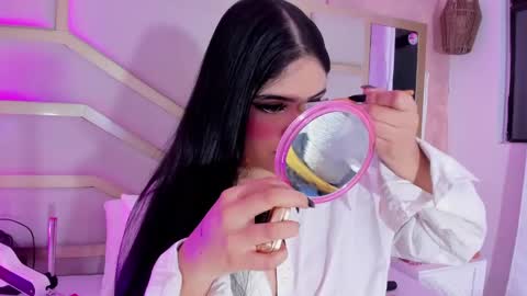 Dollsweety online show from October 7, 2025, 10:29 pm