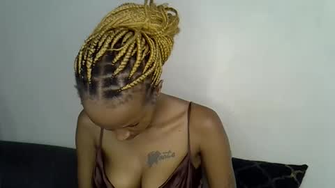 dolsexy online show from May 4, 2026, 5:36 am