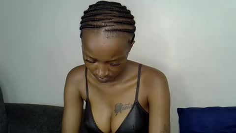 dolsexy online show from May 10, 2026, 9:47 am