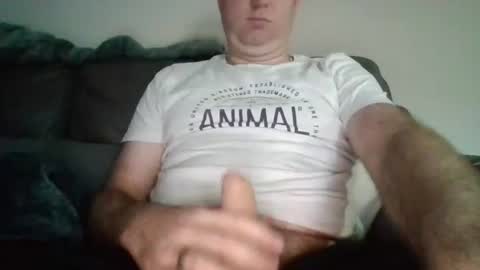 dom91070 online show from September 18, 2025, 9:22 am