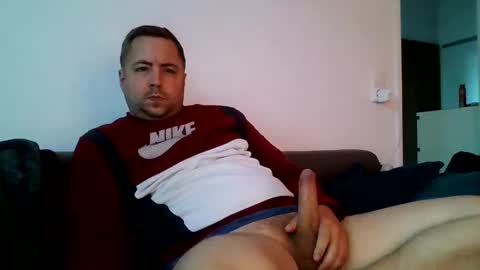 dombio_12 online show from September 23, 2025, 4:21 pm