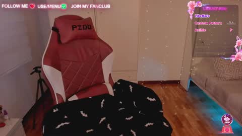 Snapshot of domina_deivis chatting on January 25, 2025, 8:53 am I WILL BE BACK ON WEDNESDAY DECEMBER 4 0100AM COLOMBIA TIME online show from January 25, 2025, 8:53 am