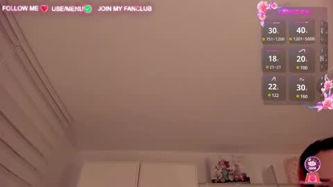 Snapshot of domina_deivis chatting on February 2, 2025, 5:21 am I WILL BE BACK ON WEDNESDAY DECEMBER 4 0100AM COLOMBIA TIME online show from February 2, 2025, 5:21 am