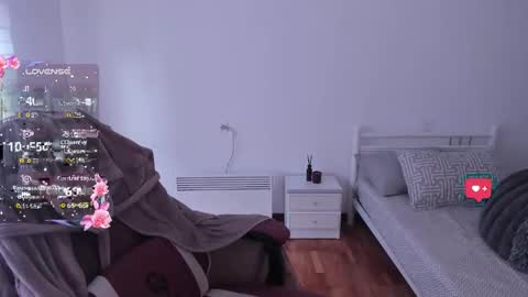 Snapshot of domina_deivis chatting on November 17, 2025, 1:17 pm I WILL BE BACK ON WEDNESDAY DECEMBER 4 0100AM COLOMBIA TIME online show from November 17, 2025, 1:17 pm