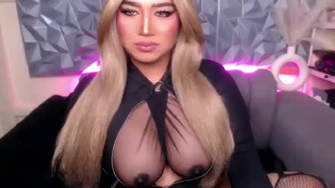 Snapshot of dominant10inchcock chatting on January 31, 2026, 8:40 pm dominant10inchcock online show from January 31, 2026, 8:40 pm