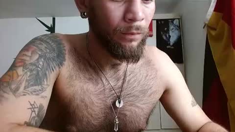 Logan - INDEPENDET MODEL online show from March 12, 2026, 3:29 pm