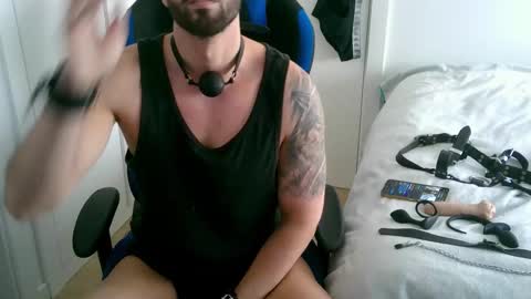 DominatedTitan online show from November 29, 2025, 10:29 am