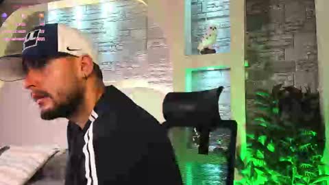 dominic de luca online show from November 4, 2025, 4:00 am