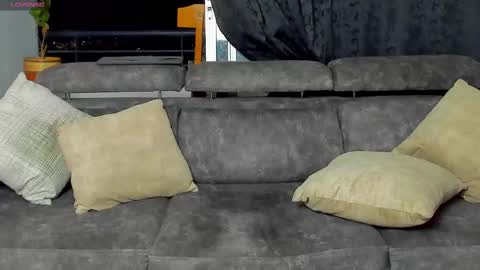 SANTI  independent model online show from February 22, 2025, 1:33 am