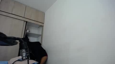 dominic_sofia online show from June 5, 2026, 12:22 pm