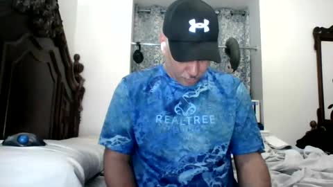 luis online show from August 2, 2026, 9:02 pm