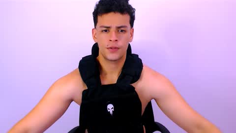 Dominic online show from October 9, 2025, 7:56 pm