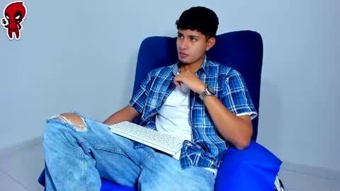  Dominic  online show from April 12, 2026, 2:16 am