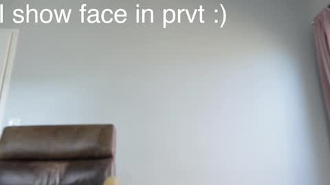 dominicklux online show from December 3, 2025, 9:57 pm