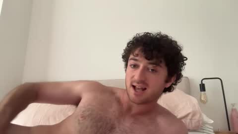 Snapshot of dominicwantsitall chatting on November 3, 2025, 8:54 pm dominicwantsitall online show from November 3, 2025, 8:54 pm