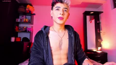 Snapshot of dominikeclipsex chatting on May 2, 2026, 1:10 am Dominik Eclipse online show from May 2, 2026, 1:10 am