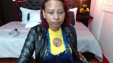  D O M I N K  online show from February 5, 2025, 2:08 am