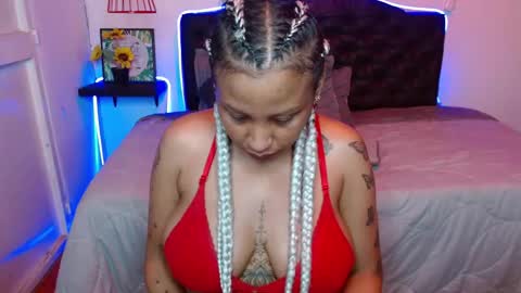  D O M I N K  online show from November 18, 2025, 8:52 am