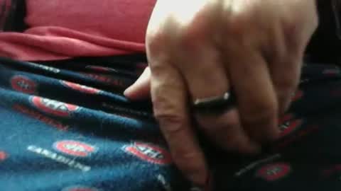 Dominique online show from November 30, 2025, 1:53 am