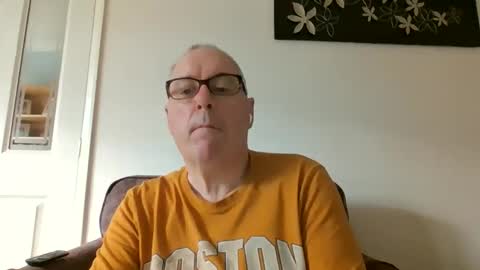 Snapshot of domjolly08 chatting on October 8, 2025, 2:47 pm David uk online show from October 8, 2025, 2:47 pm