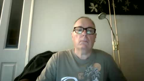 David uk online show from October 25, 2025, 9:42 pm