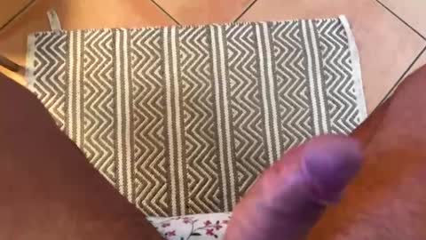 donde252101 online show from November 22, 2025, 11:53 am