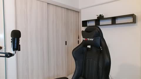 Victor online show from October 3, 2025, 4:15 pm