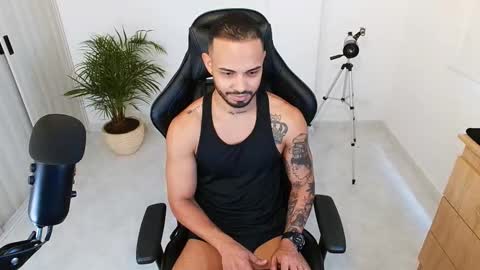 Victor online show from October 10, 2025, 4:28 pm