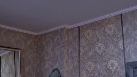 Donna online show from November 25, 2025, 7:25 pm