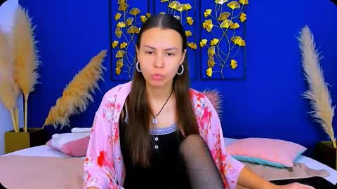 Donna Won online show from October 11, 2025, 9:02 pm