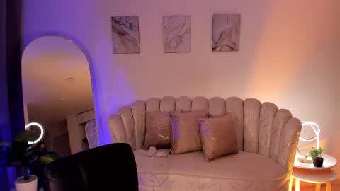 Snapshot of donnastonne chatting on February 24, 2026, 3:59 am Donna Stonne online show from February 24, 2026, 3:59 am