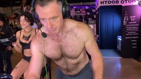 Donny online show from October 19, 2025, 6:52 pm