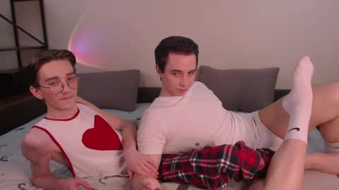 EliotKenny online show from December 27, 2024, 7:46 pm