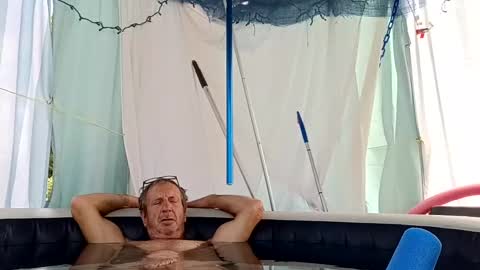 Snapshot of doobie1717 chatting on September 18, 2025, 5:37 pm doobie1717 online show from September 18, 2025, 5:37 pm