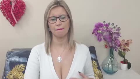 DoreenSexy online show from January 20, 2025, 7:15 am