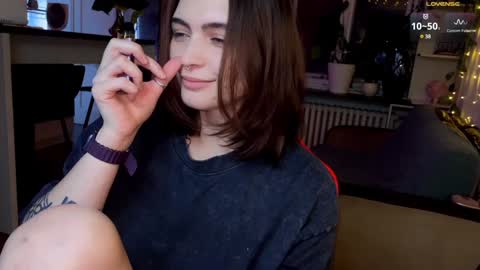 Alice online show from December 9, 2024, 10:22 am