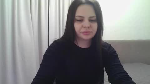 Snapshot of dori_cutie chatting on February 23, 2026, 5:43 pm dori_cutie online show from February 23, 2026, 5:43 pm