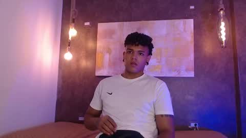 jaden online show from December 5, 2024, 2:22 pm