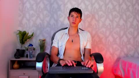 Snapshot of dorian_mystery chatting on January 14, 2025, 10:44 pm dorian_mystery online show from January 14, 2025, 10:44 pm