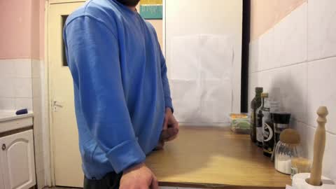 menu  below online show from December 24, 2024, 11:17 am