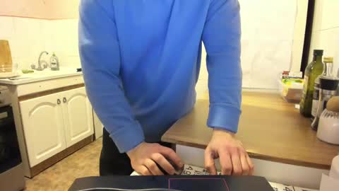 menu  below online show from February 16, 2025, 9:05 pm