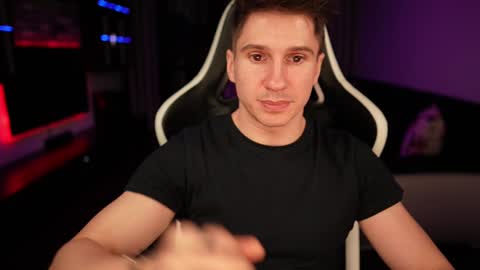 Snapshot of dorianreyes chatting on January 12, 2025, 10:43 pm Dorian Reyes online show from January 12, 2025, 10:43 pm