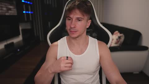 Snapshot of dorianreyes chatting on October 26, 2025, 2:06 am Dorian Reyes online show from October 26, 2025, 2:06 am