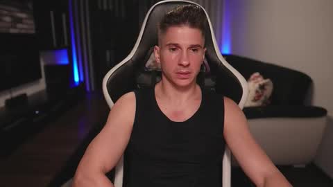 Snapshot of dorianreyes chatting on October 28, 2025, 1:20 am Dorian Reyes online show from October 28, 2025, 1:20 am