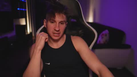 Snapshot of dorianreyes chatting on November 14, 2025, 1:26 am Dorian Reyes online show from November 14, 2025, 1:26 am